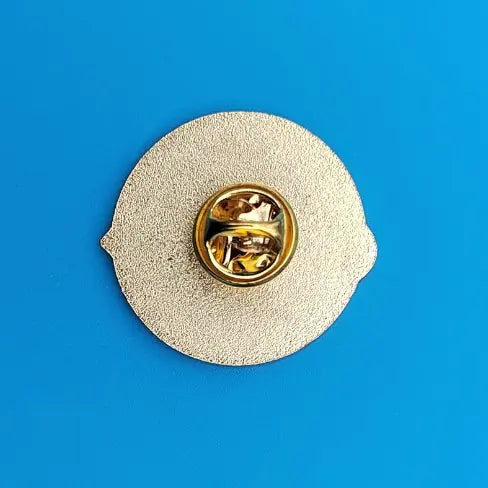 Cute Cat Badge for Knitting Enthusiasts and Decor